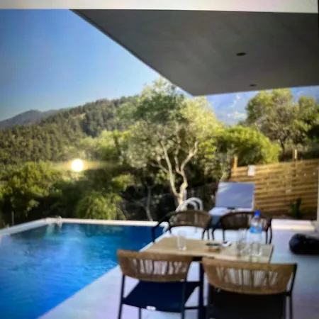 Villa Kefi Executive